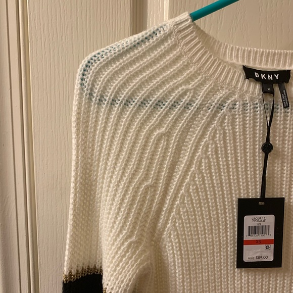 DKNY super soft sweater, sz XS, NWT $89.00 - Picture 5 of 16